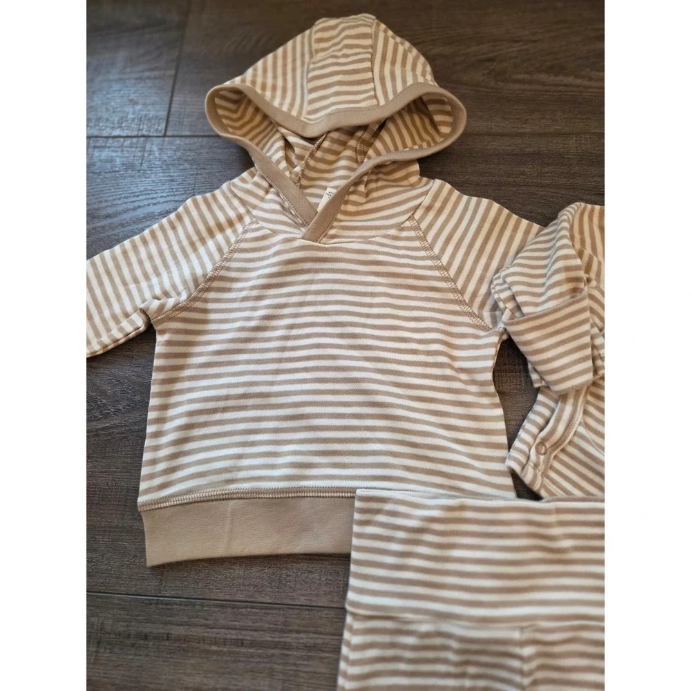 Colored organics‎ baby boy set 3-6 mos
